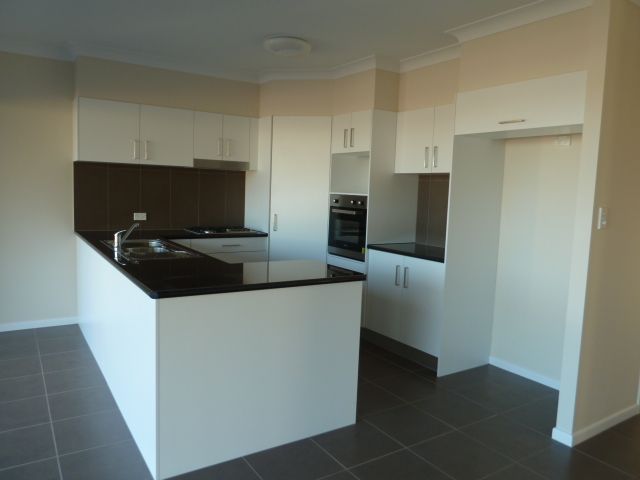 33 Catamaran Circuit, TRINITY BEACH, QLD 4879