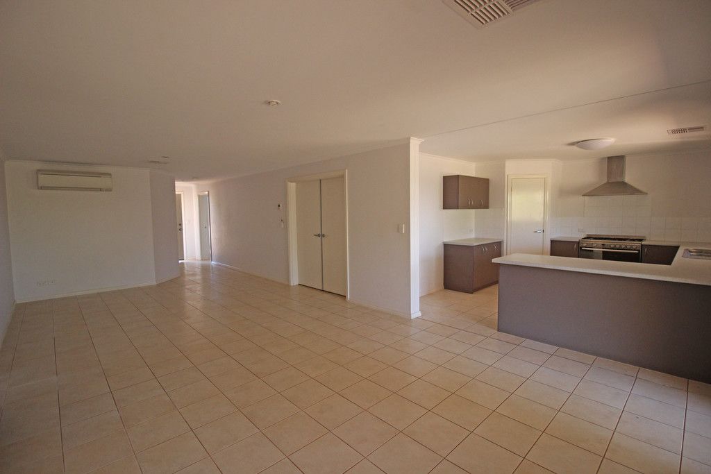 14 Mooring Loop, South Hedland, WA 6722