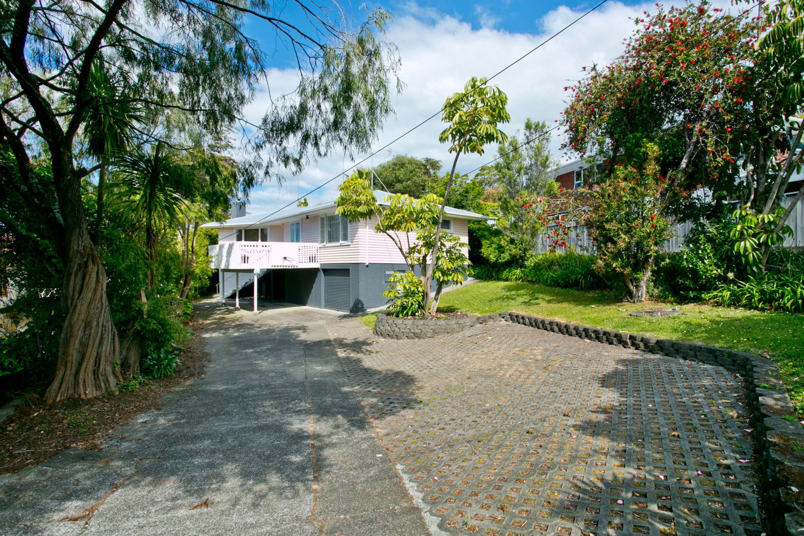 13 Ellice Road, Totaravale, North Shore City