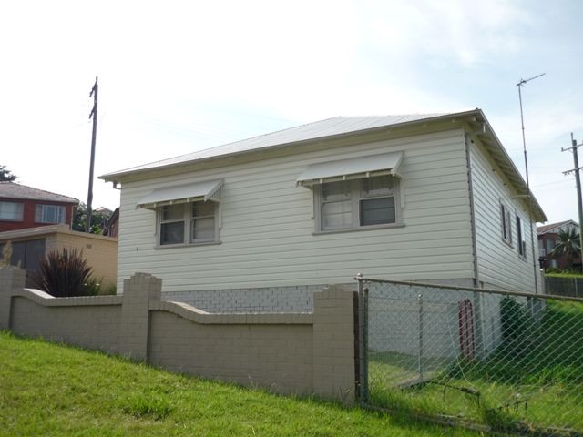 1 Jutland Avenue, Wollongong, NSW 2500