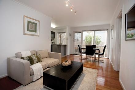 1/3 Steele Street, Malvern East, VIC 3145
