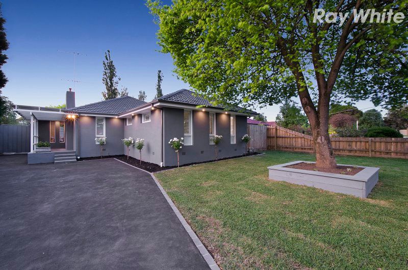 23 Sandra Court, Knoxfield VIC 3180