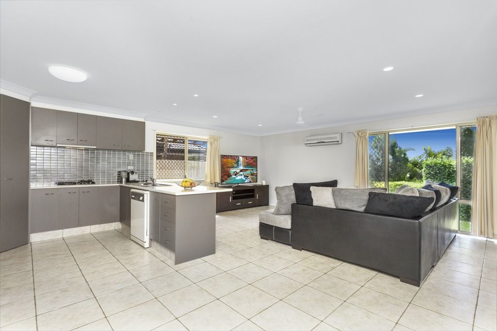 32 Sonata Drive, Warner, QLD 4500