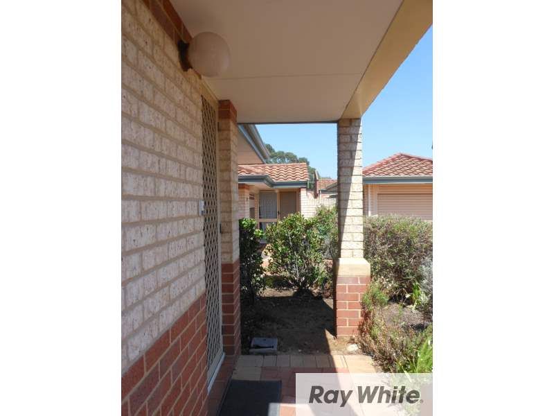 21/8 Heron Place, Maddington, WA 6109