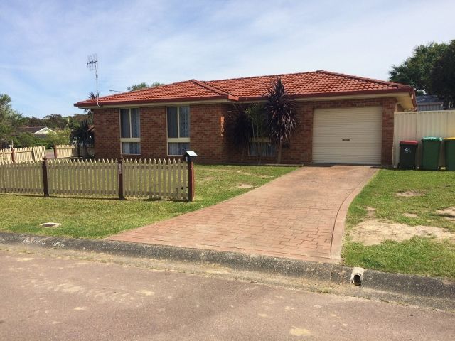 1 Parton Close, Buff Point, NSW 2262