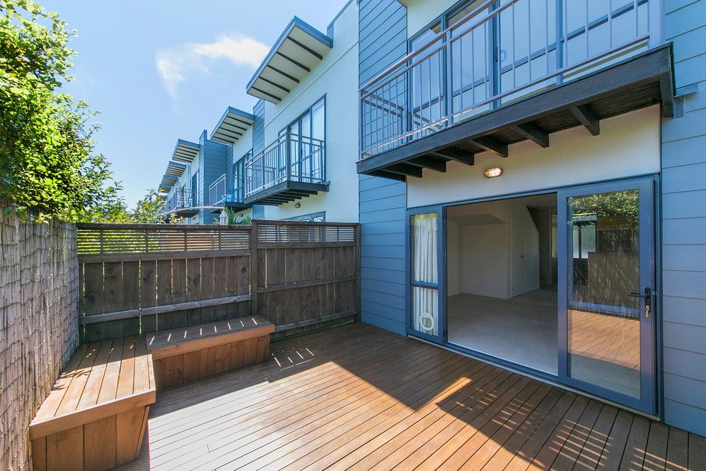 21/8 Soljak Place, Mt Albert, Auckland City