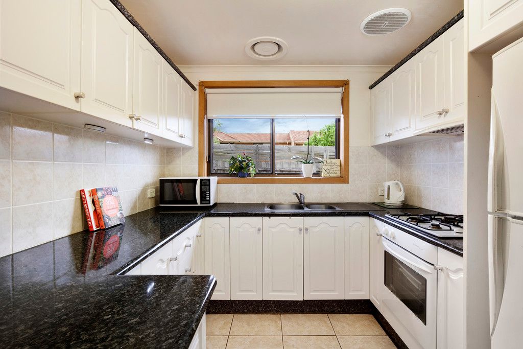 114-118 Ferntree Gully Road, Oakleigh East VIC 3166