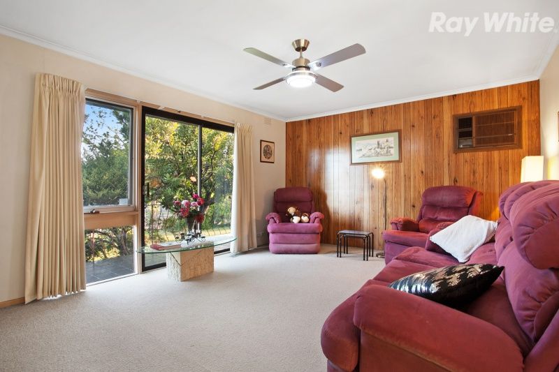 54 Lynn Drive, Ferntree Gully, VIC 3156