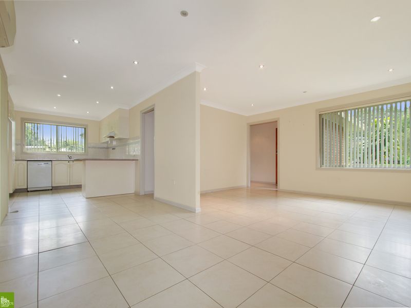 5 Rickard Road, Unanderra, NSW 2526