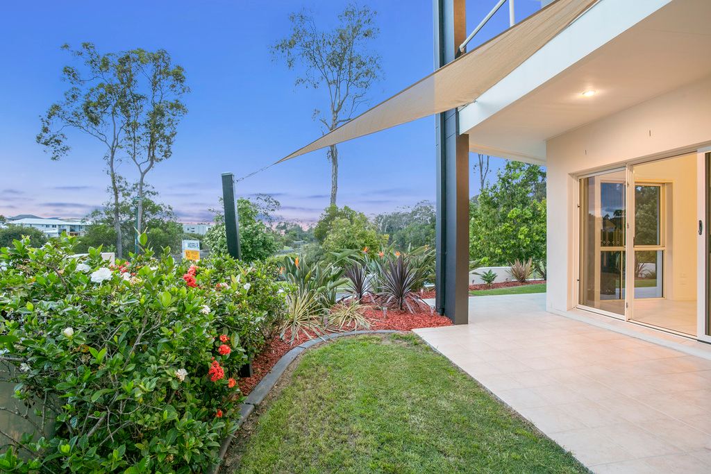 11 Tindari Place, Varsity Lakes, QLD 4227