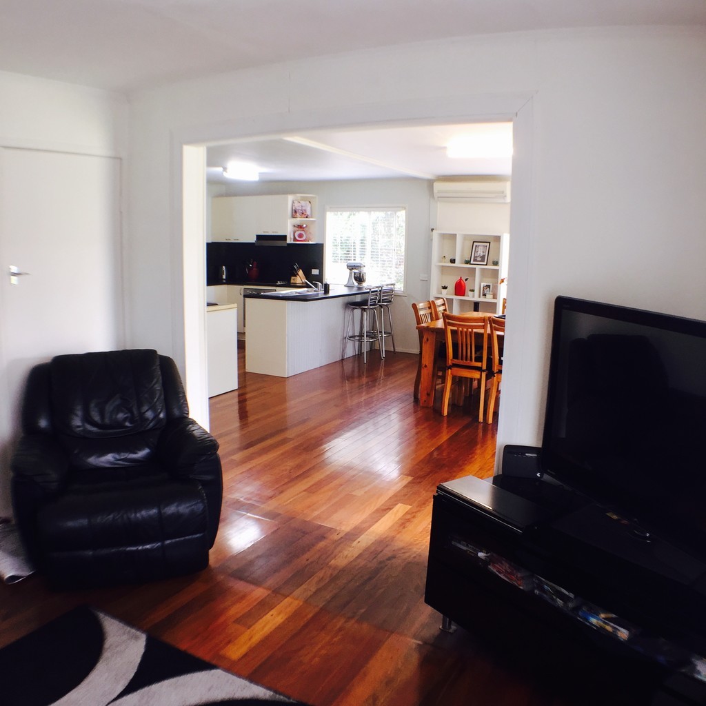 18 Beerwah Street, Landsborough, QLD 4550