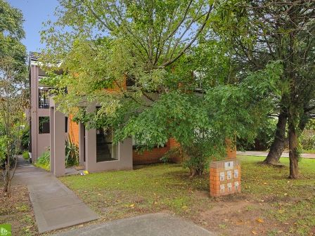 11 England Street, West Wollongong NSW 2500