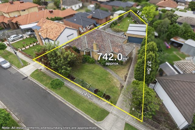 12 Suffolk Street, Reservoir, VIC 3073
