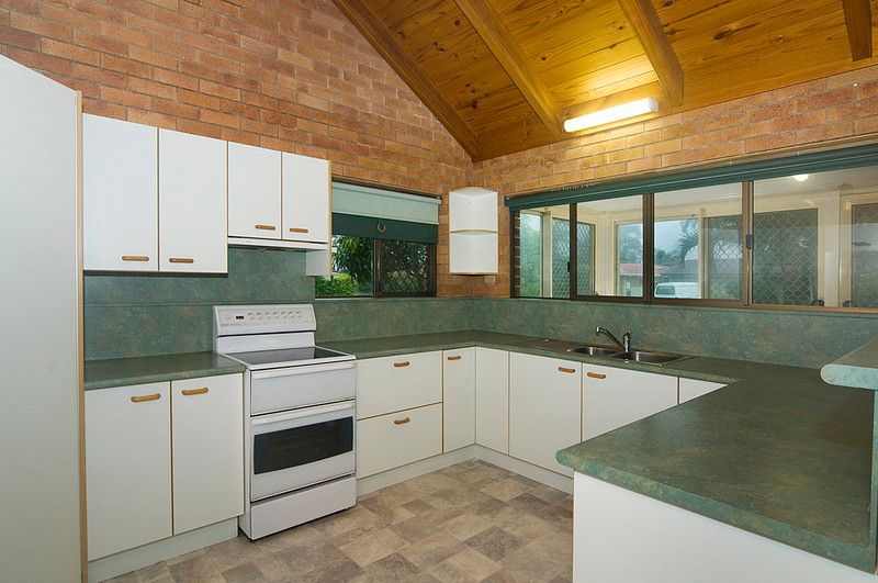 7 Truscott Court, GOLDEN BEACH, QLD 4551
