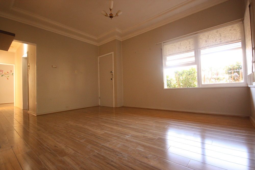 7 Kendall Street, Campbelltown, NSW 2560
