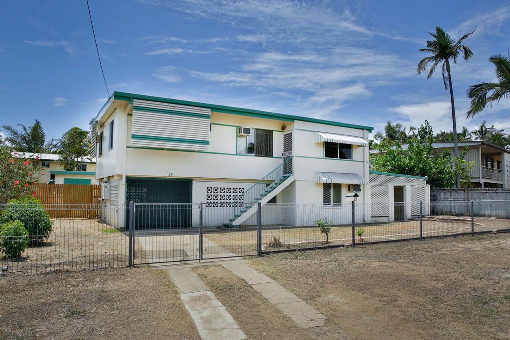25 Gerona Avenue, Kirwan QLD 4817