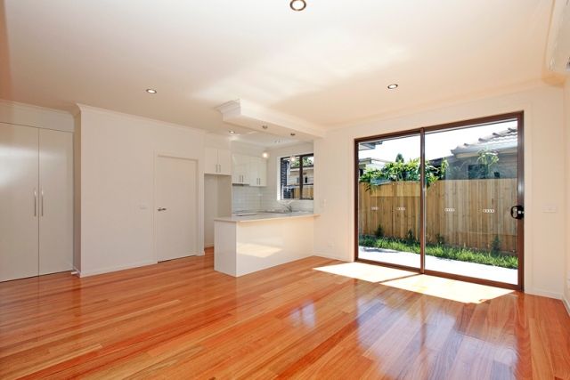 2/37 Lane Crescent, Reservoir, VIC 3073