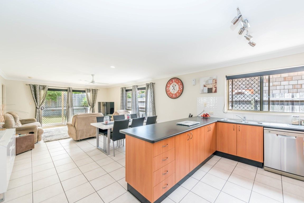 10 Wyperfield Court, North Lakes, QLD 4509