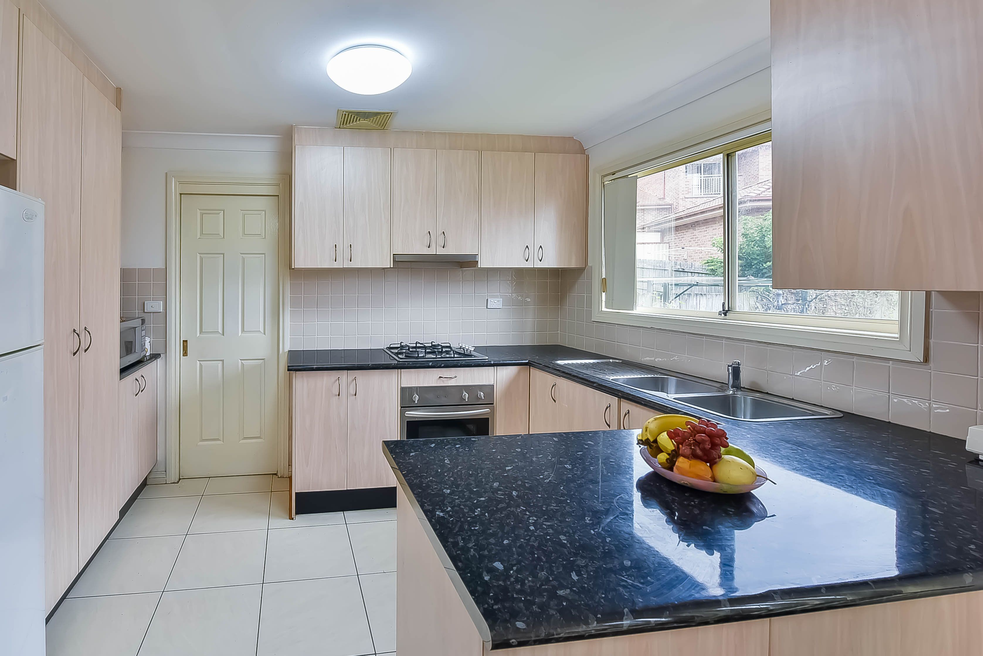 6/96 Fawcett Street, Glenfield, NSW 2167