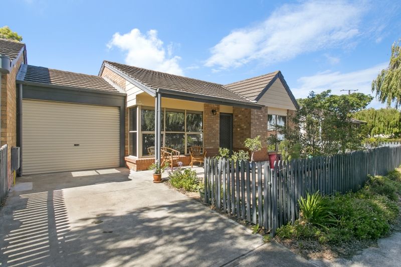 2/2 Junction Street, Largs Bay, SA 5016