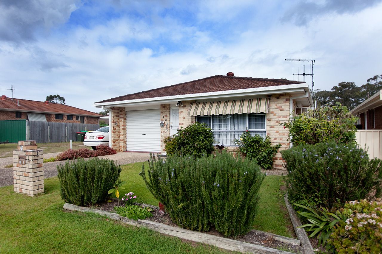 2/37 Hickory Crescent, Taree, NSW 2430