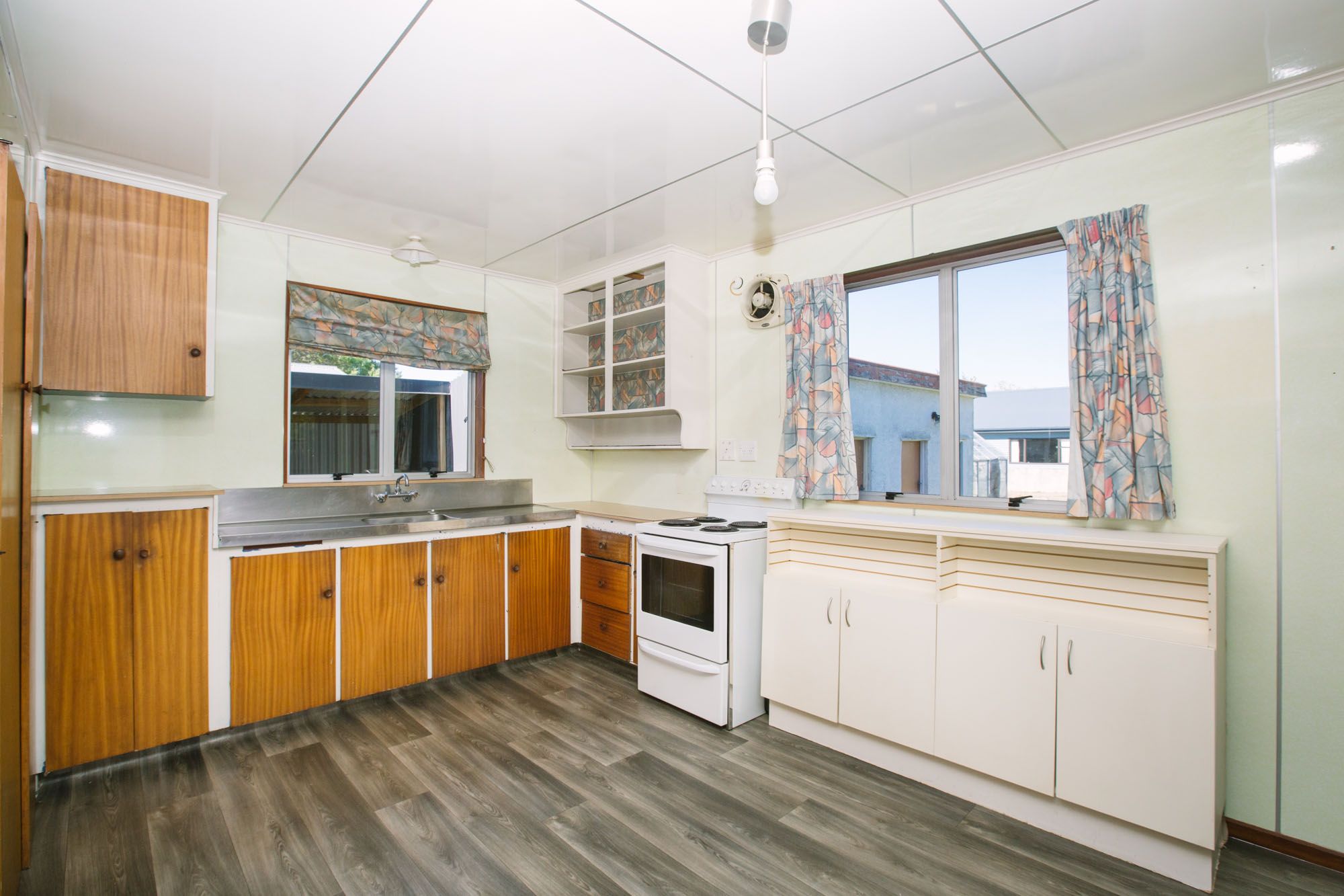 16 Arklow Street, Albert Town, Queenstown Lakes District