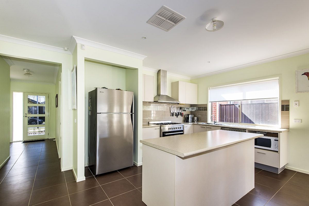 16 Powers Street, Mernda, VIC 3754