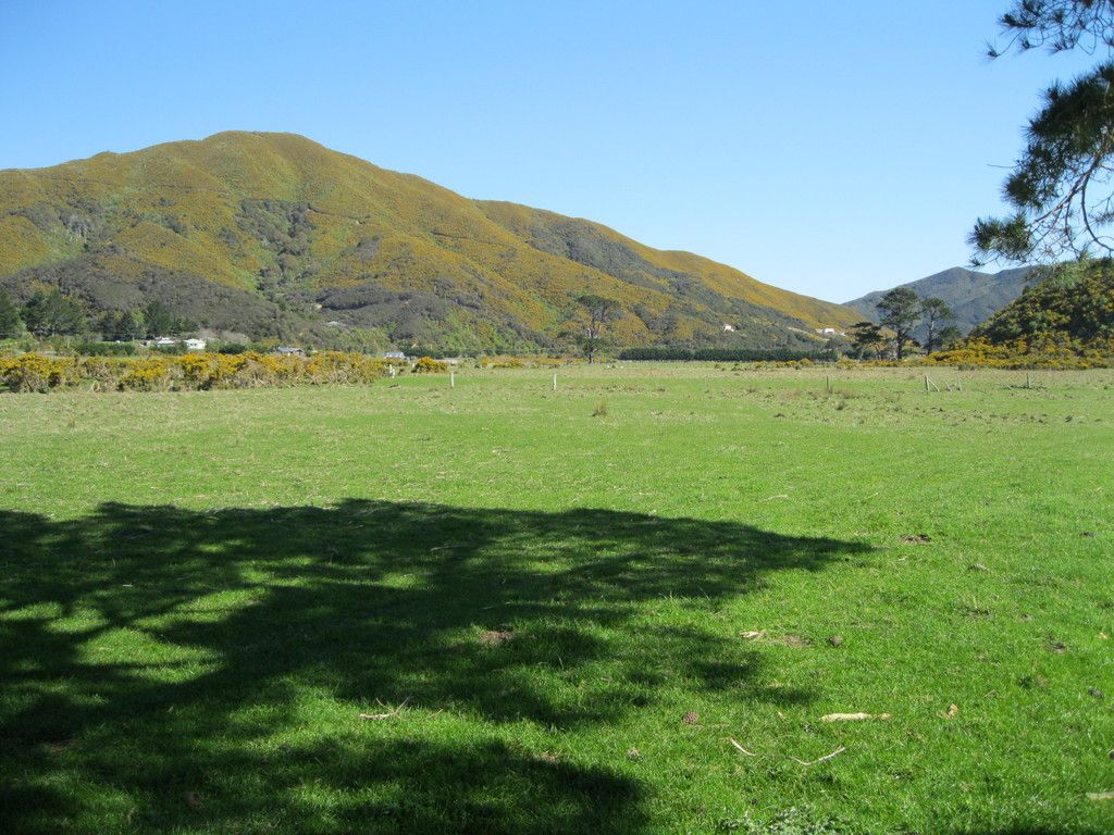 500 Coast Road, Wainuiomata, Lower Hutt City