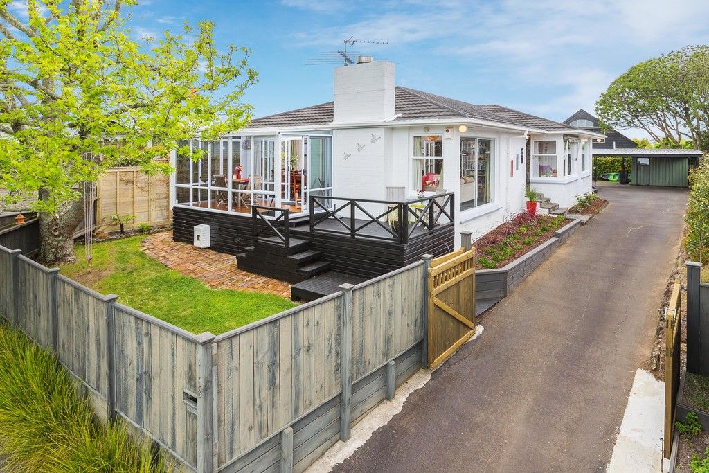 68 Pembroke Crescent, Glendowie, Auckland City