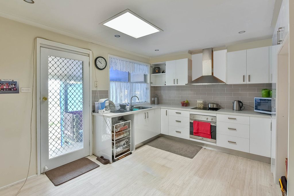 15 Underwood Street, Minto, NSW 2566