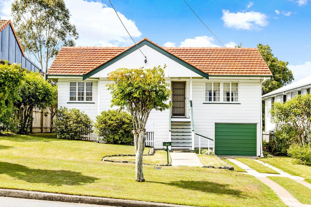 62 Brisbane Avenue, Camp Hill QLD 4152