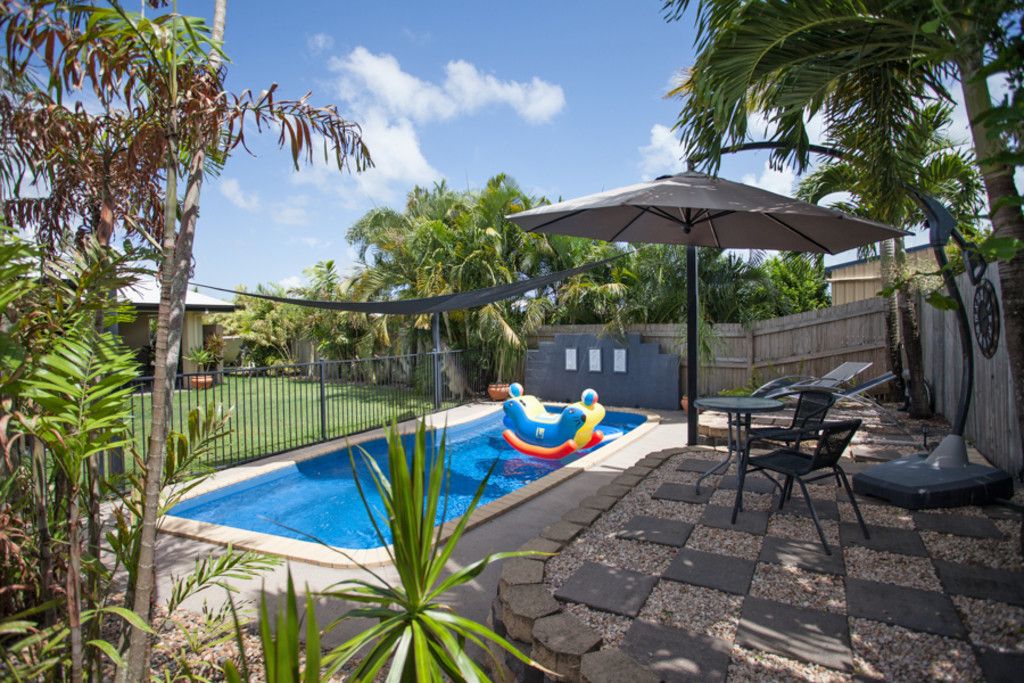 32 Marine Parade, Bucasia QLD 4750