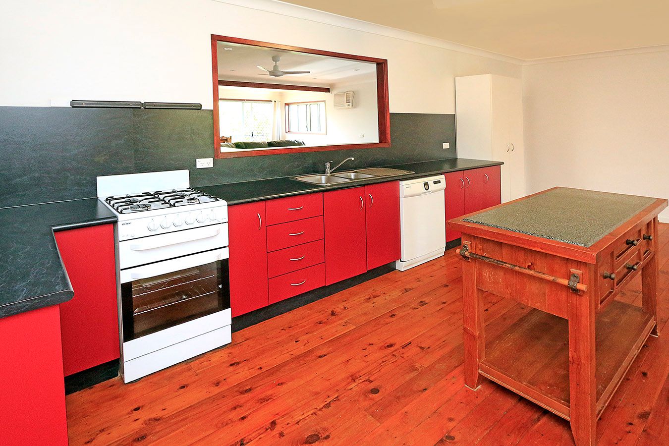 17 Ganter Street, Lammermoor, QLD 4703