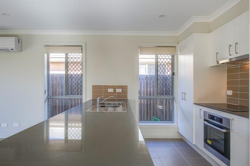 2/44 Denham Circuit, Willow Vale, QLD 4209