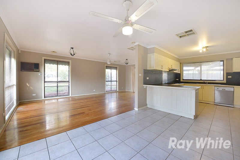 3 Denver Court, Hampton Park, VIC 3976