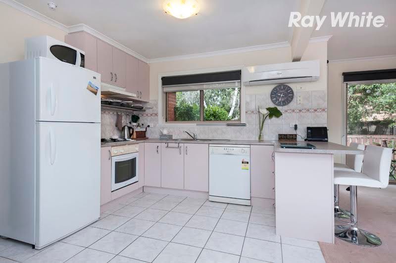 3/33 Purinuan Road, Reservoir, VIC 3073