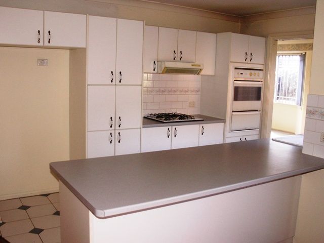 22 The Lakes Drive, Glenmore Park, NSW 2745