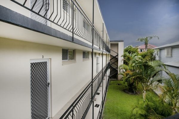 27 Hall Street, Northgate QLD 4013