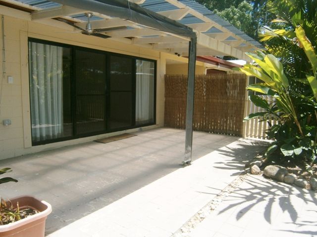 2/16 Roslyn Close, YORKEYS KNOB, QLD 4878