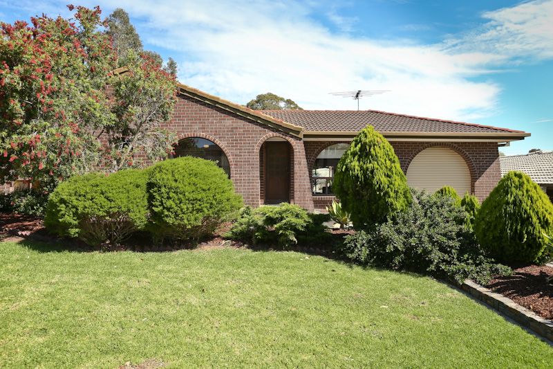 11 Amethyst Crescent, Hope Valley, SA 5090