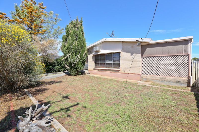 64 Cresdee Road, Campbelltown, SA 5074