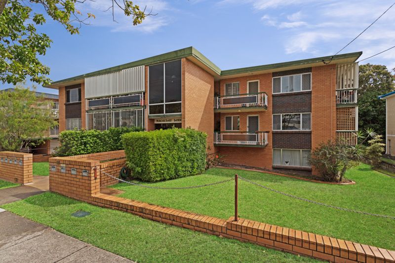 15 Macaulay Street, Coorparoo QLD 4151