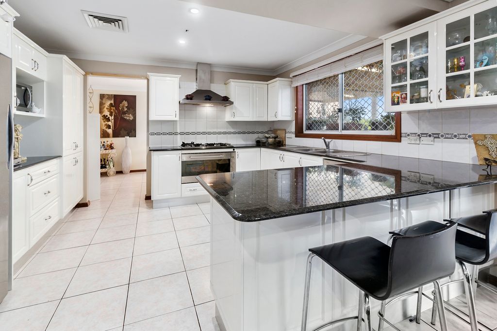 3 John Place, Cecil Hills, NSW 2171