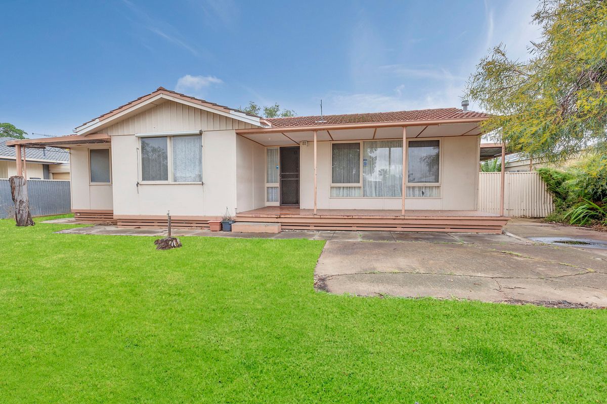 12 Whiteparish Road, Elizabeth North SA 5113