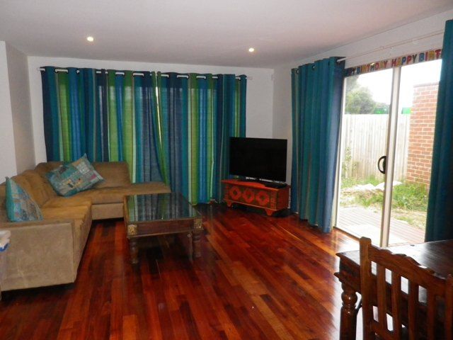 2/30 Heyington Crescent, Noble Park North, VIC 3174