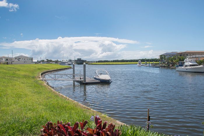 2634 Virginia Drive, Hope Island, QLD 4212