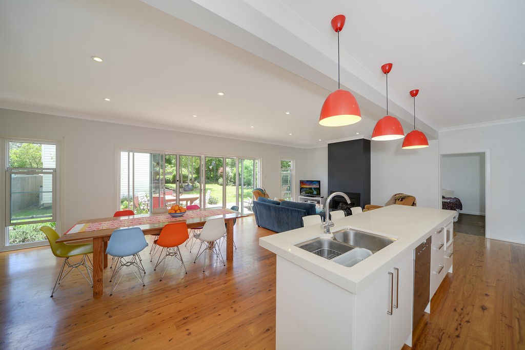 17 Sunset Point Drive, Mittagong, NSW 2575