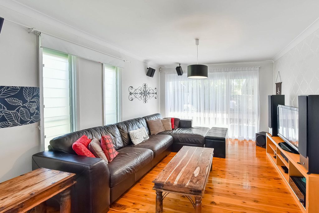 Bradbury, NSW 2560