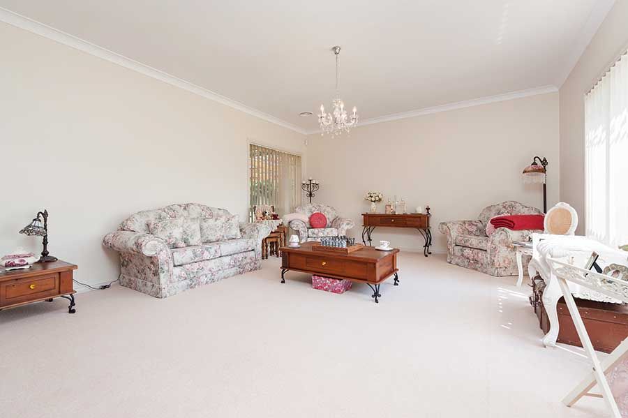 11 Cardiff Court, Craigieburn, VIC 3064