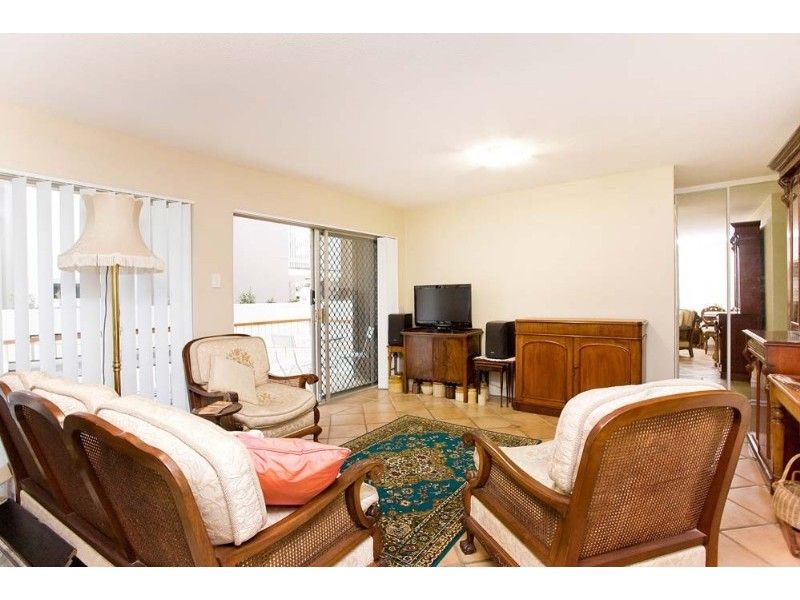 2/6 Grimes Street, Auchenflower, QLD 4066